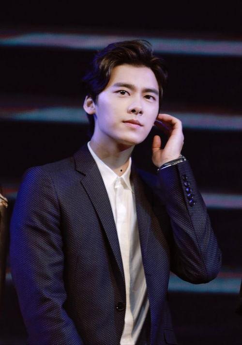 最新爆料李易峰泰国,揭秘明星跨国之旅背后的故事  第3张